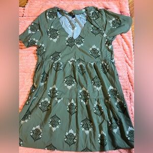 Old Navy sun dress women’s medium. Never worn